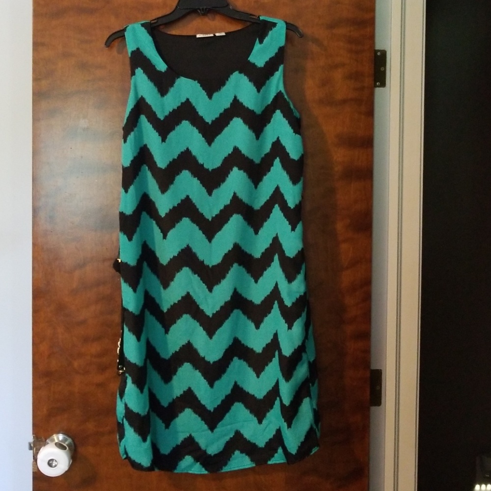 💜3/$20 Chevron dress